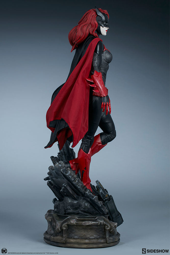 SIDESHOW - Dc Comics - Batwoman - 1:4 Premium Format
