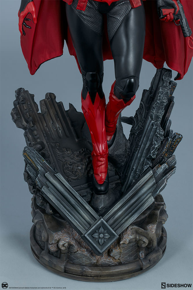 SIDESHOW - Dc Comics - Batwoman - 1:4 Premium Format