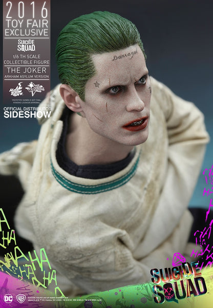 HOT TOYS - Dc Comics - Suicide Squad - The Joker (Arkham Asylum Ver) 2016 Toy Fair EXCLUSIVE - Movie Masterpiece 1:6 Action Doll