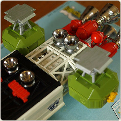 SIXTEEN 12 - Space 1999 Retrospective Eagle Transporter Special Edition in celebration of childhood - Die Cast Collection