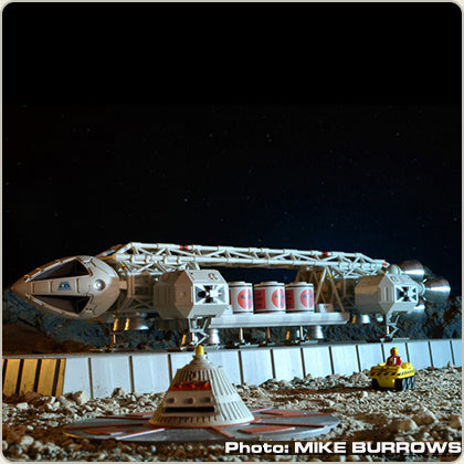 SIXTEEN 12 - Space 1999 - Breakaway Eagle Freighter - Limited Edition Die Cast Collection