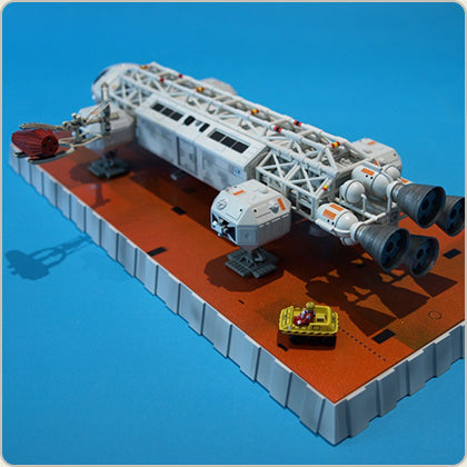 SIXTEEN 12 - Space 1999 - Eagle Transporter Limited Edition Set 3 The Exiles -Die Cast Collection