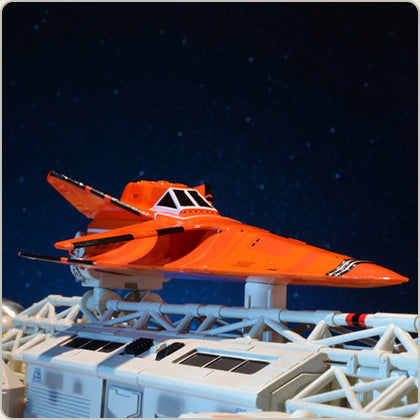 SIXTEEN 12 - Space 1999 - Eagle Transporter - Limited Edition Set 2 The Immunity Syndrome - Die Cast Collection