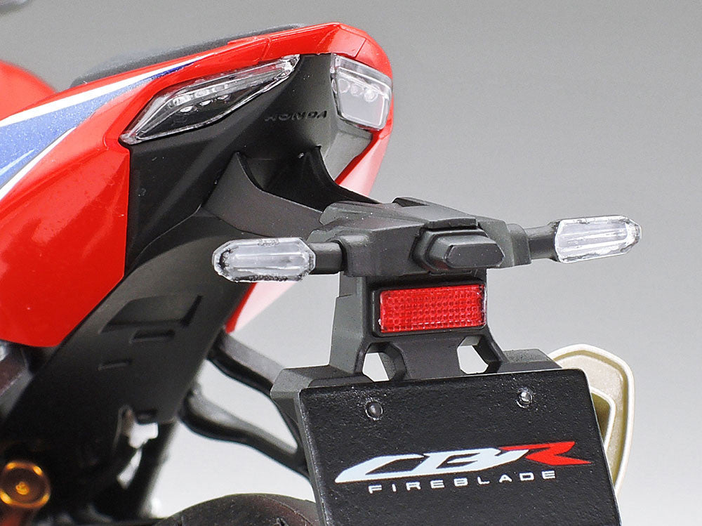 TAMIYA MODEL KIT -  Honda CBR1000RR-R Fireblade SP  1/12