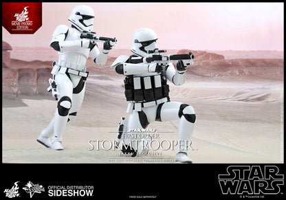 HOT TOYS - First Order Stormtrooper Jakku Exclusive  MMM333