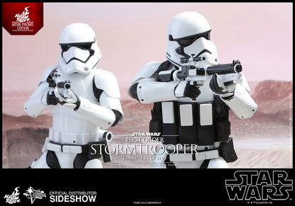 HOT TOYS - First Order Stormtrooper Jakku Exclusive  MMM333