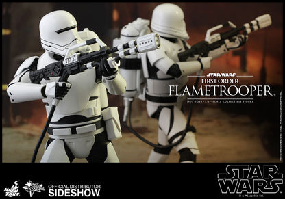 OFFERTA HOT TOYS - Star Wars - Episode VII The Force Awakens - First Order Flametrooper - Movie Masterpiece 1:6 Action Doll MMS326