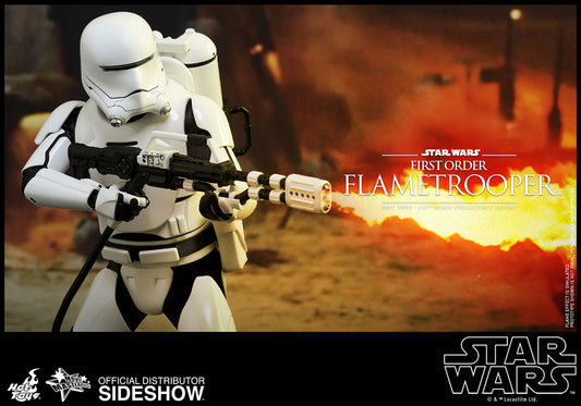 OFFERTA HOT TOYS - Star Wars - Episode VII The Force Awakens - First Order Flametrooper - Movie Masterpiece 1:6 Action Doll MMS326