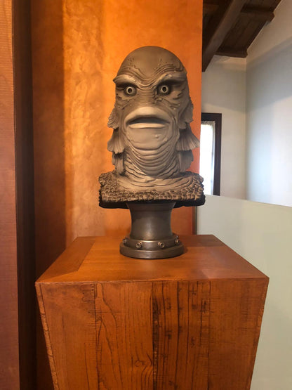 SIDESHOW - Universal Monster Creature from the Black Lagoon Silver Screen Edition Life Size Bust 1:1