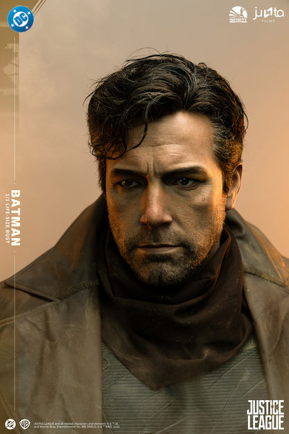 INFINITY STUDIO - Zack Snyder´s Justice League Life Size Bust 1/1 Knightmare Batman