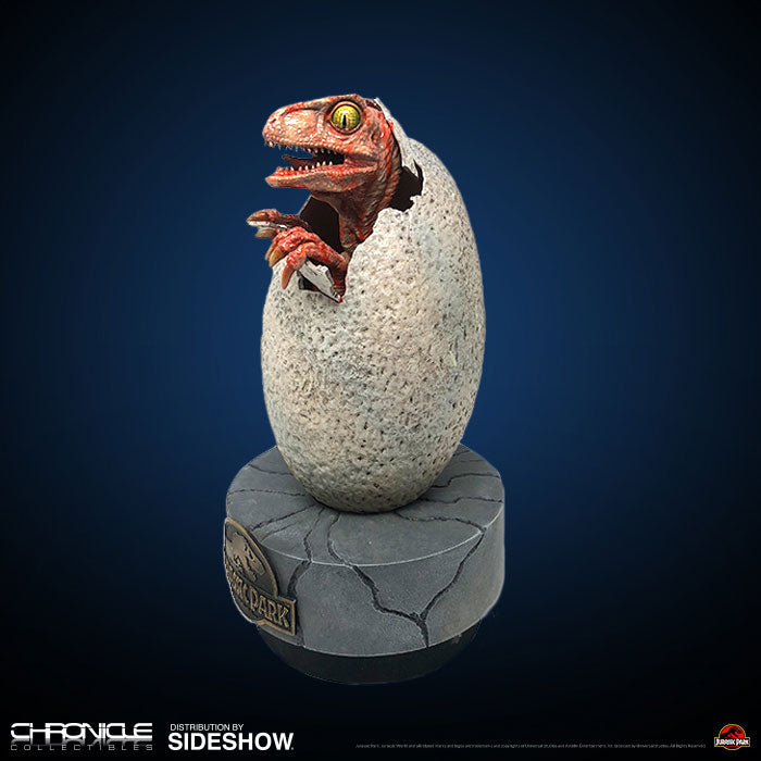 CHRONICLE COLLECTIBLES - Jurassic Park - 1:1 Replica Raptor Hatchling