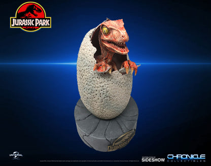 CHRONICLE COLLECTIBLES - Jurassic Park - 1:1 Replica Raptor Hatchling