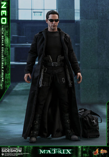 HOT TOYS - Matrix - Neo - Movie Masterpiece 1:6 Action Doll