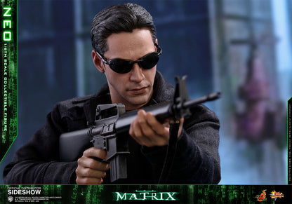 HOT TOYS - Matrix - Neo - Movie Masterpiece 1:6 Action Doll