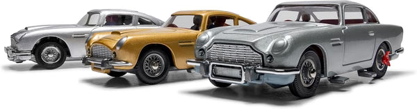 CORGI TOYS - Corgi James Bond Aston Martin DB5 Classic Collector Set, 70th Anniversary  1/43