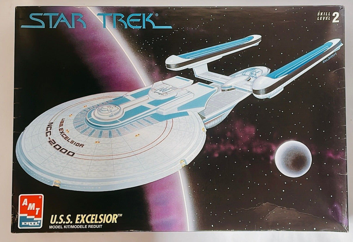 AMT ERTL - Star Trek U.S.S. Excelsior