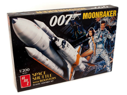 AMT - James Bond Moonraker Shuttle with Boosters 1/200