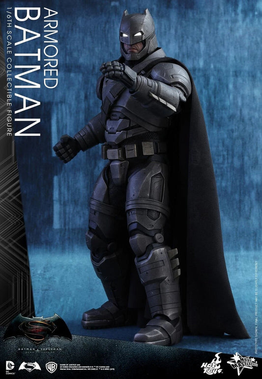 HOT TOYS - Superman VS Batman Armored Batman  MMS349