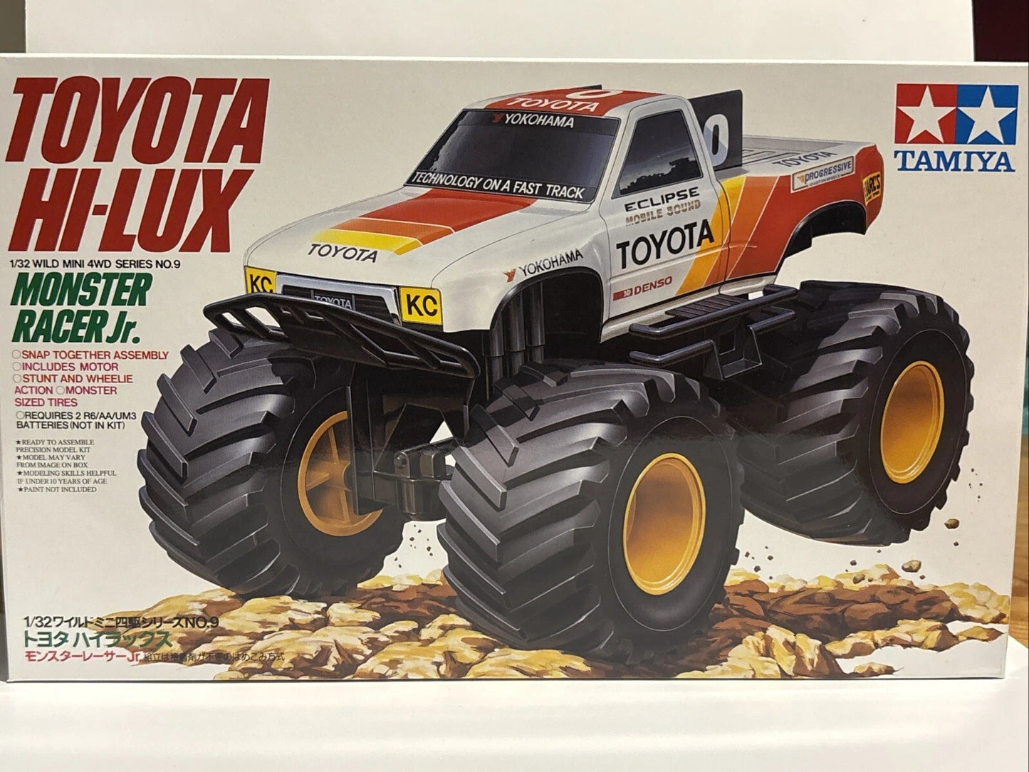 TAMIYA - Toyota Hi-Lux Junior Monster Racer  1/32