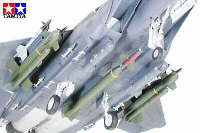 TAMIYA - F-15E BUNKER BUSTER  1/32