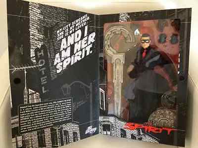 DC DIRECT - The Spirit 1:6 Scale DeLuxe Collector Figure