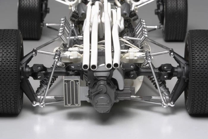 TAMIYA -  Honda RA273 with Photo-Etched Parts  1/12