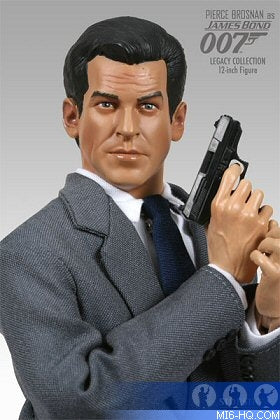 SIDESHOW - James Bond 007 Legacy Collection Pierce Brosnan