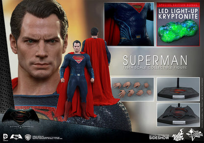 HOT TOYS -  Batman V Superman Dawn of Justice - Superman 1:6  MMS343 Exclusive