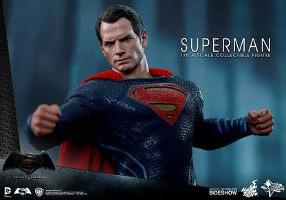 HOT TOYS -  Batman V Superman Dawn of Justice - Superman 1:6  MMS343 Exclusive