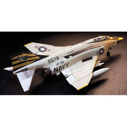 TAMIYA -  McDonnel Douglas F-4J Phantom  1/32
