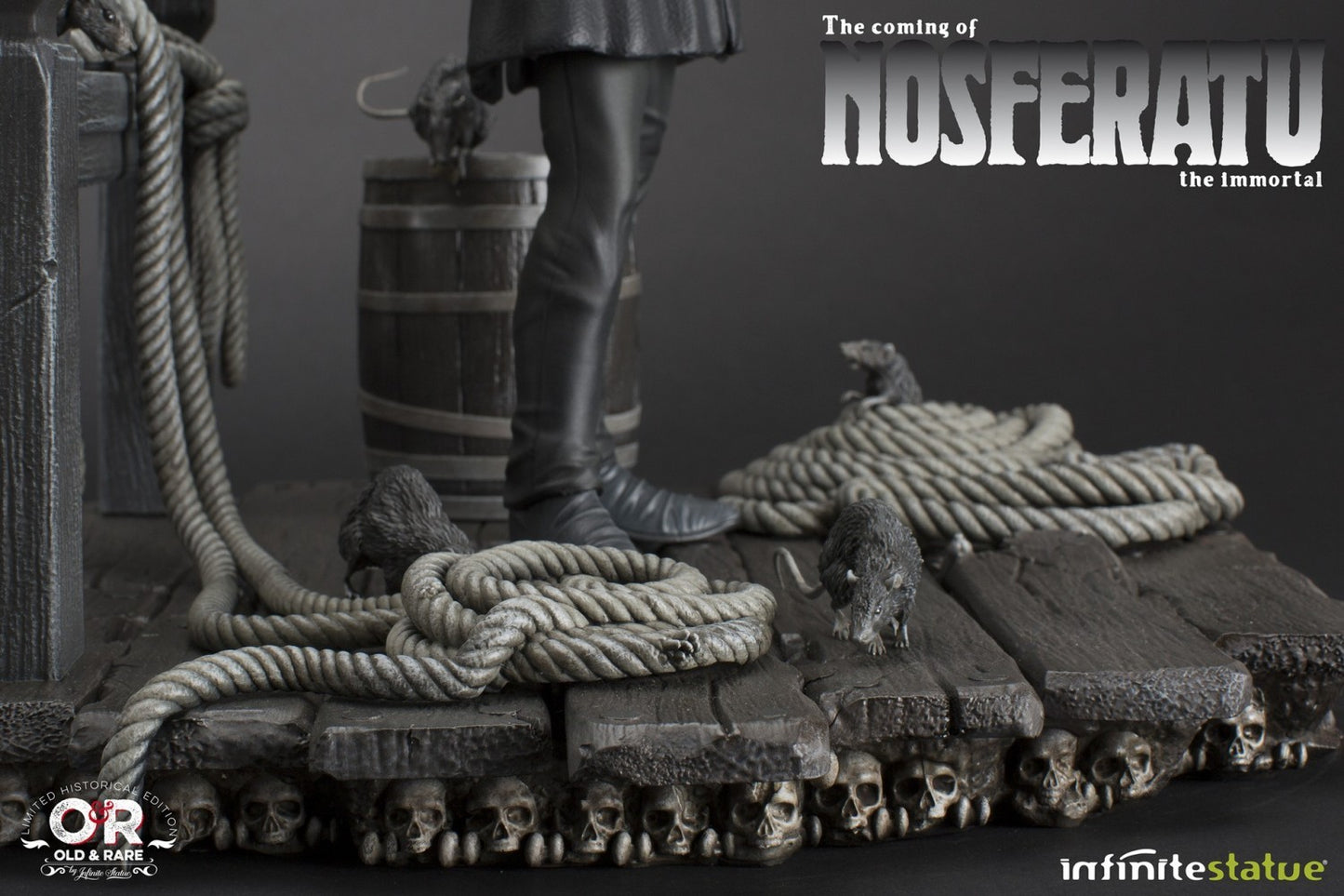 INFINITE STATUE - The coming of Nosferatu