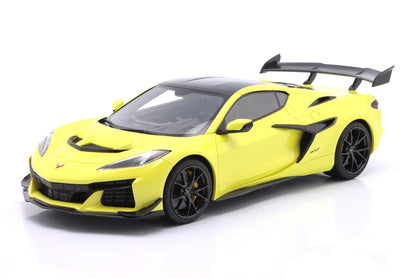 TRUE SCALE - Chevrolet Corvette ZR1 year 2025 Yellow 1:18