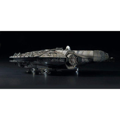 BANDAI MODEL KIT - MILLENNIUM FALCON PERFECT GRADE SCALA 1:72