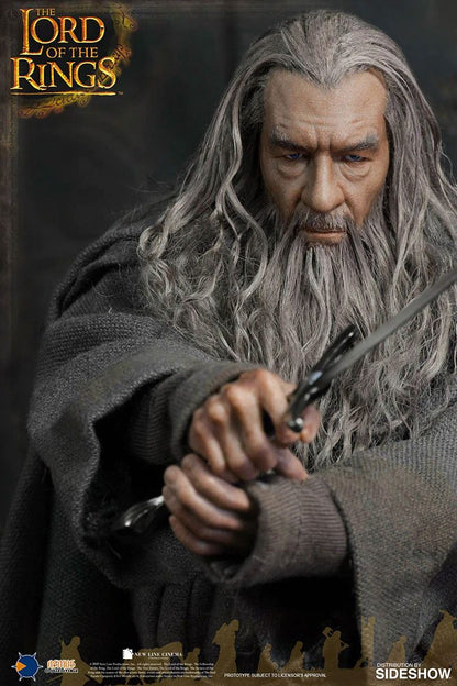 ASMUS TOYS - The Lord of the Rings - Action Figure 1:6 Gandalf