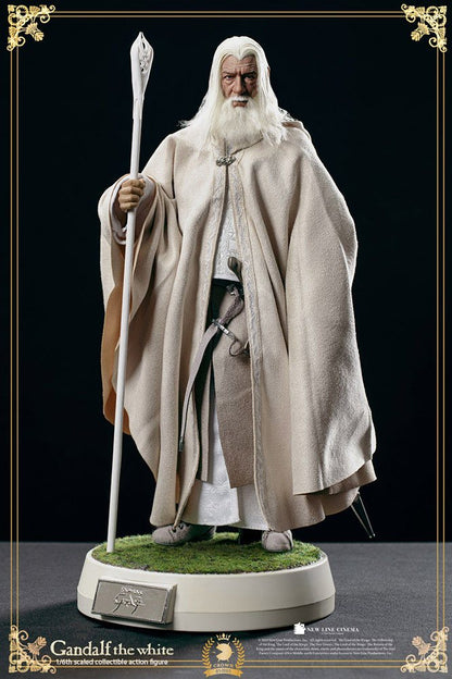 ASMUS TOYS - The Lord of the Rings - The Crown Series Action Figure 1:6 Gandalf The White