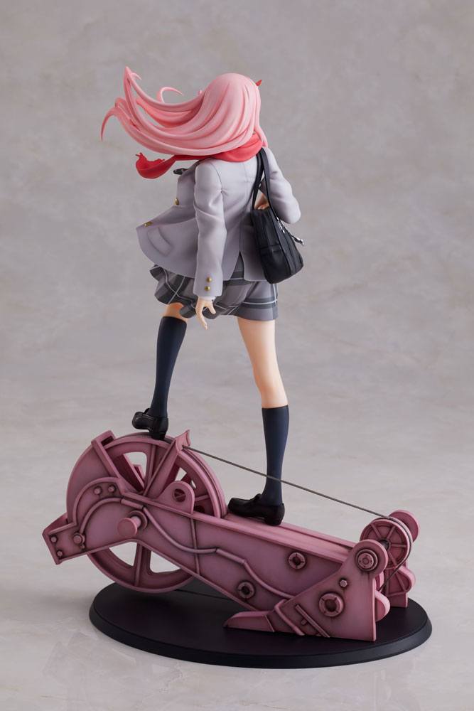 ANIPLEX - Darling in The Franxx Pvc Statue 1:7 Zero Two School Uniform Ver