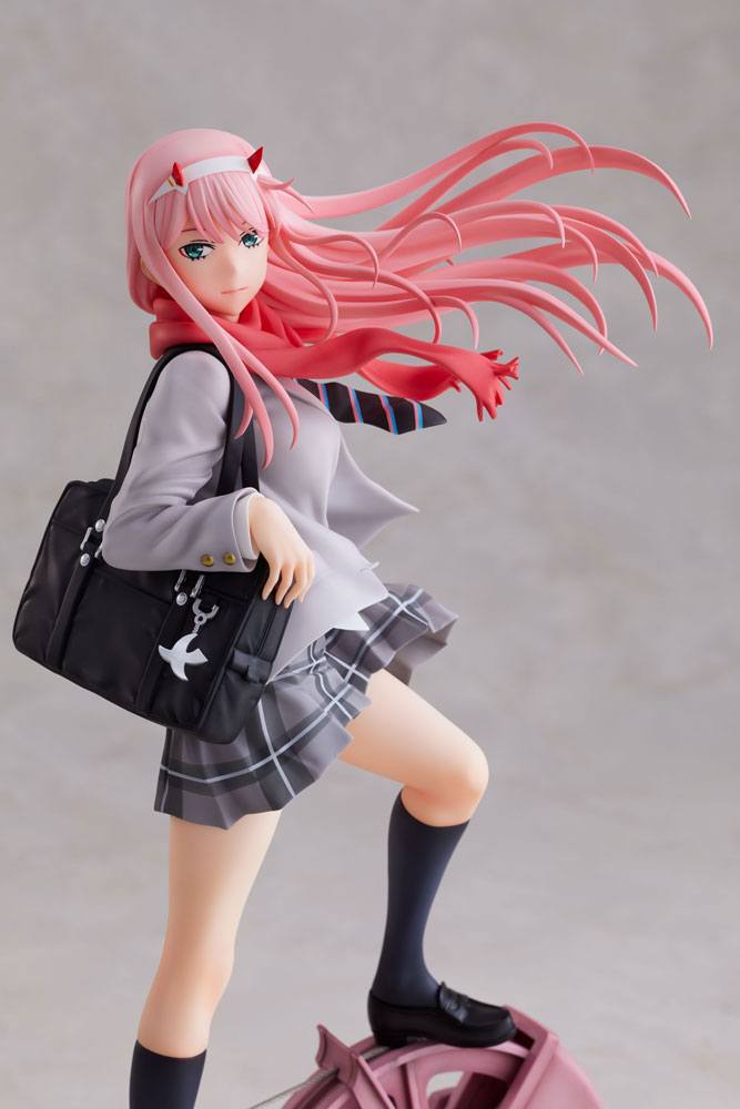 ANIPLEX - Darling in The Franxx Pvc Statue 1:7 Zero Two School Uniform Ver