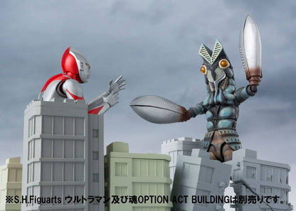 BANDAI - Ultraman S.H. Figuarts Action Figure Alien Baltan