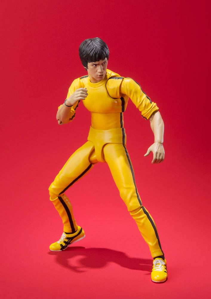BANDAI - Bruce Lee S.H. Figuarts Action Figure Yellow Track Suit
