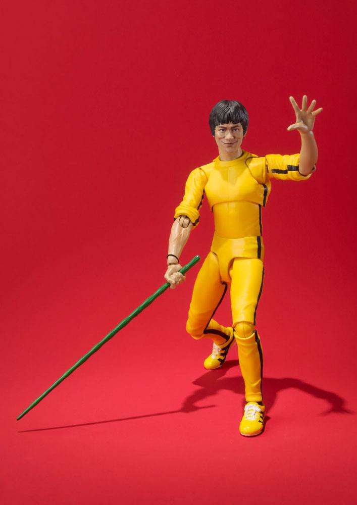 BANDAI - Bruce Lee S.H. Figuarts Action Figure Yellow Track Suit