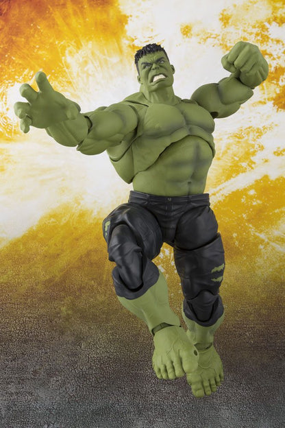 BANDAI - Marvel - Avengers Infinity War - Hulk S.H. Figuarts Action Figure