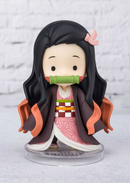 BANDAI - Demon Slayer Kimetsu No Yaiba Figuarts Mini Action Figure Little Nekuko 8 cm