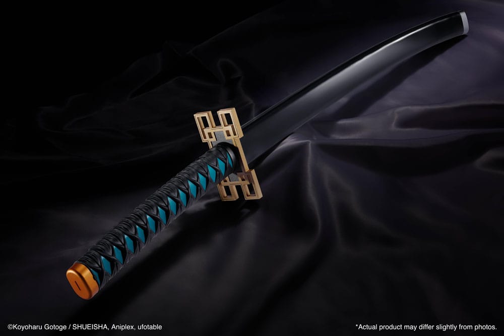 BANDAI - Demon Slayer Kimetsu No Yaiba Proplica Replica 1:1 Nichirin Sword (MuIchiro ToKito)