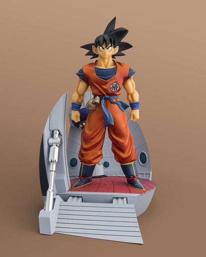 BANDAI - Dragon Ball Z Figuarts ZERO (STARTune) PVC Figure Son Goku -Let the Battle Begin-