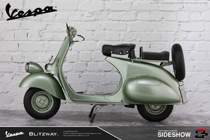 BLITZWAY - Vacanze Romane (Roman Holiday) - 1951 Vespa 125 - Statue 1:4