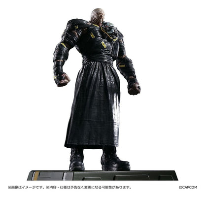 CAPCOM - Resident Evil 4 Capcom Figure Builder Creator's Model Statue Nemesis