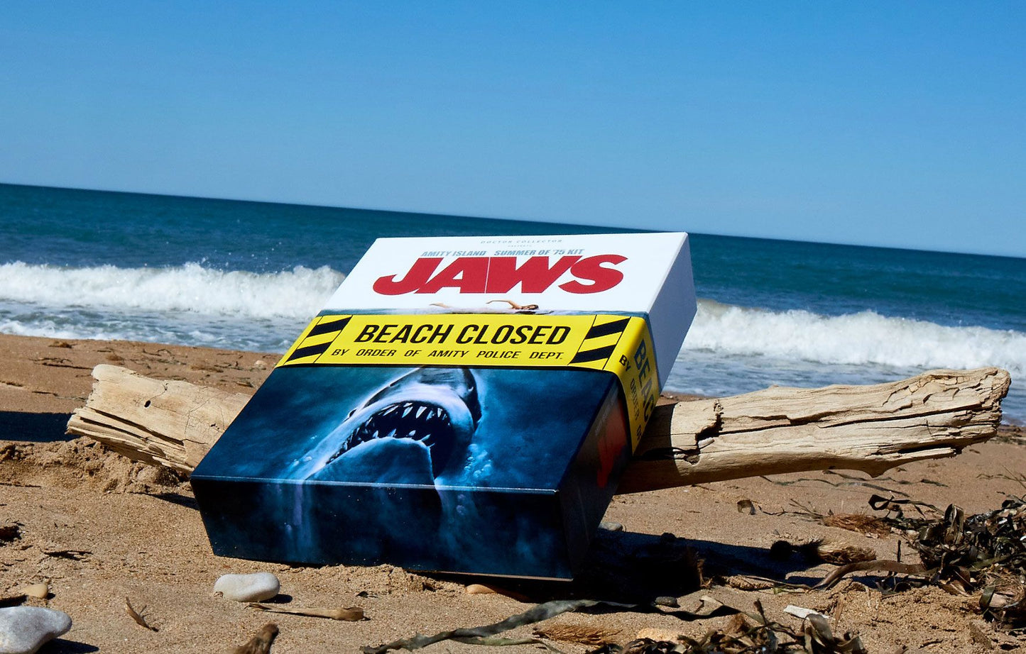 DOCTOR COLLECTOR - Jaws Amity Island Summer of 75 Kit
