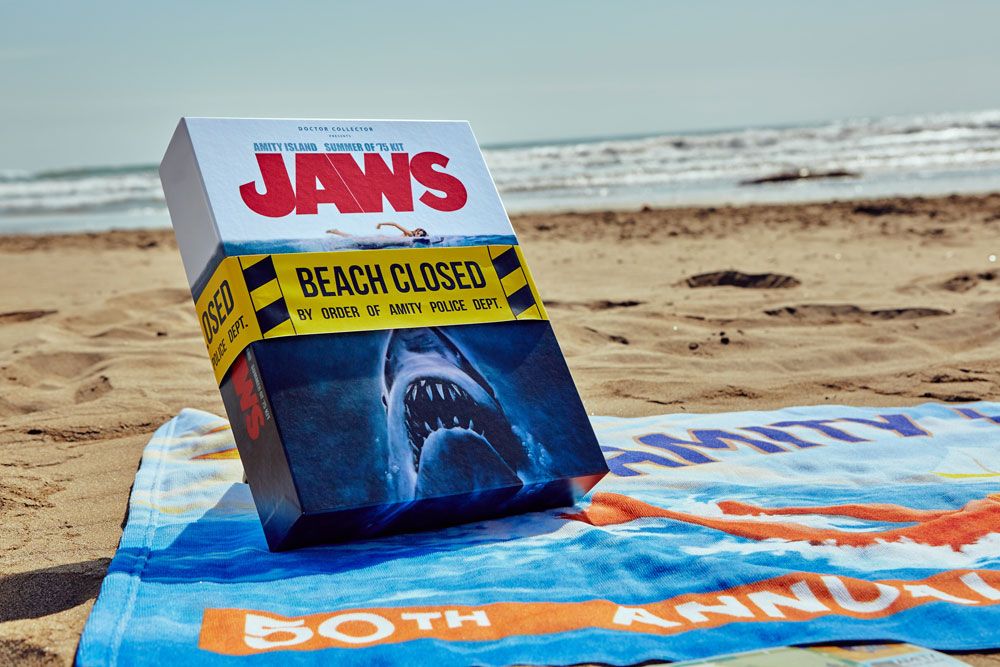 DOCTOR COLLECTOR - Jaws Amity Island Summer of 75 Kit