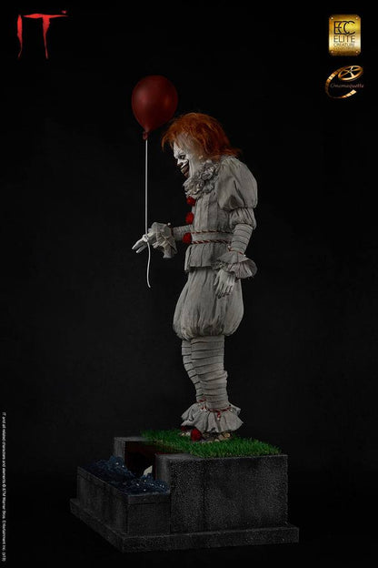 ECC ELITE CREATURE COLLECTIBLES - IT - Pennywise - Maquette - Scala 1:3