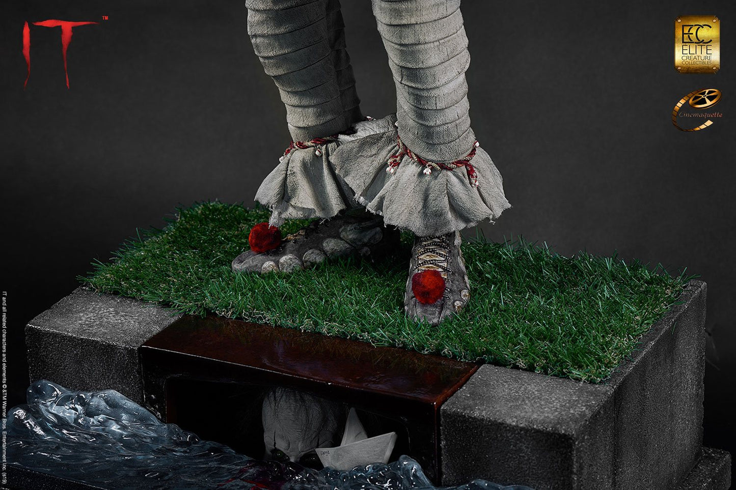 ECC ELITE CREATURE COLLECTIBLES - IT - Pennywise - Maquette - Scala 1:3